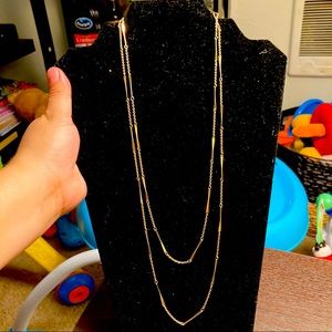 AVON Chain duo, in gold tone. open to offers